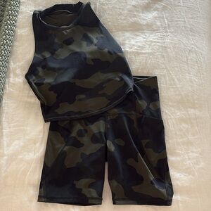 Target All in Motion Small Camo Work Out Set